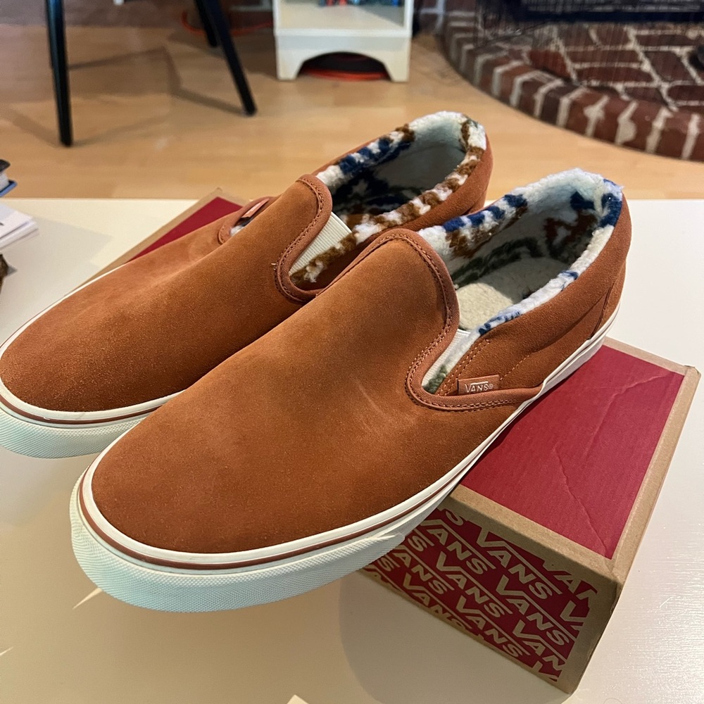 Vans Suede/Sherpa Classic Slip-On
